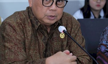 Kompolnas-Awasi-Langsung-Pengamanan-Pendaftaran-Peserta-Pemilu-2024-Hari-Pertama