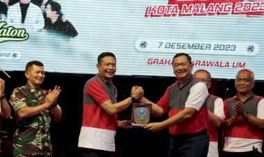 Wujudkan-Kota-“Bersinar”,-Polresta-Malang-Kota-Bersama-Forkopimda-dan-5000-Pemuda-Deklarasikan-“War-On-Drugs