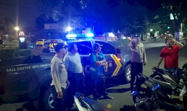 Tindaklanjuti-Sambatan-Warga-di-Jumat-Curhat-Polisi-di-Gresik-Gelar-Razia-Bali