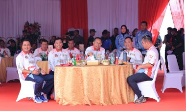 Panglima-dan-Kapolri-Kompak-Hadiri-Pesta-Rakyat-HUT-TNI-di-Monas