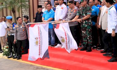 Kapolri-dan-Panglima-TNI-Buka-Kegiatan-Baksos-Presisi-:-Pastikan-Kebutuhan-Pokok-Terjaga-Selama-Ramadan