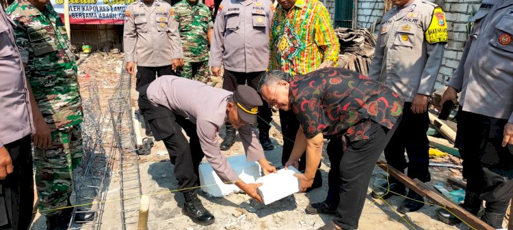 Polri Peduli, Polres Lamongan Bedah Rumah Warga Menjadi Layak Huni