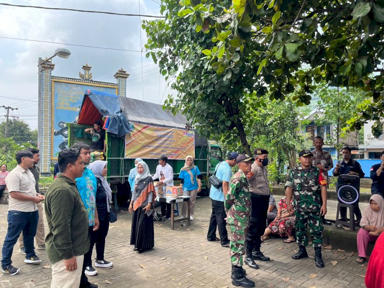 Upaya Stabilisasi Harga Beras Satgas Pangan Polres Magetan bersama Bulog Gelar Operasi Pasar