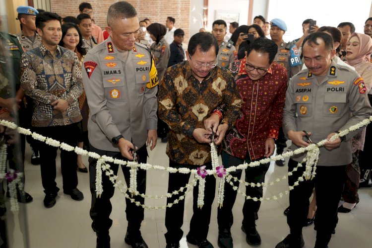 Kapolda Jatim Resmikan Klinik Immunoteraphy Nusantara By Terawan di RS Bhayangkara Surabaya