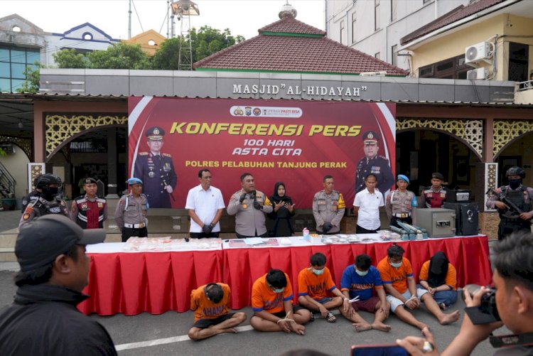 Polisi Berhasil Amankan 6 Bandar Narkoba dan Brankas Isi 1kg Sabu di Jalan Kunti Surabaya