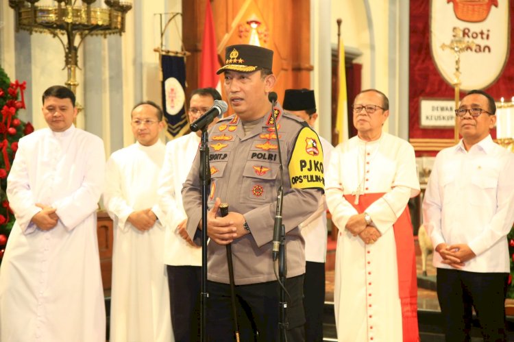 Jelang Ibadah Malam Natal, Menko Polkam-Kapolri Tinjau Gereja GKI Samanhudi dan Gereja Immanuel