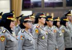 Kapolri-Pimpin-Upacara-Kenaikan-Pangkat-untuk-10.548-Perwira-Polri