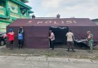 Solid-Bersinergi-Dirikan-Tenda-Darurat-Siaga-Banjir-di-Desa-Barengkrajan