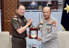 Kapolda-Jatim-Terima-Kunjungan-Kajati-Perkuat-Sinergitas-Antar-Lembaga-Penegak-Hukum