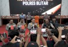 Polisi-Amankan-41-Orang-Pascakerusuhan-di-Gedung-DPRD-Kabupaten-Blitar-12-Orang-Ditetapkan-Tersangka