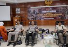 Panitia-Natal-TNI-dan-Polri-Gelar-Bakti-Sosial-Donor-Darah-di-PMI-Surabaya