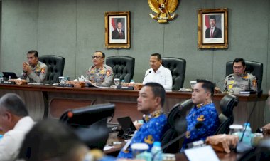 Tindak-Lanjuti-Arahan-Presiden,-Wakapolri-dan-Wamen-Kehutanan-Konsolidasikan-Langkah-Nasional-Hadapi-El-Nino-dan-Karhutla