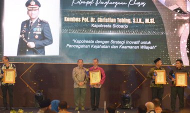 Strategi-Inovatif-Kapolresta-Sidoarjo-Cegah-Kejahatan-dan-Keamanan-Wilayah-Raih-Radar-Surabaya-Award