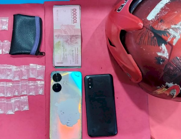Polres Pelabuhan Tanjungperak Amankan Tiga Terduga Pengedar Narkoba di Sawah Pulo