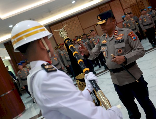 Jelang Hari Bhayangkara ke - 80 Polda Jatim Gelar Upacara Pemuliaan Nilai Luhur Tribrata