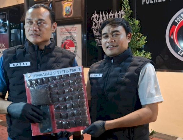 Polres Pelabuhan Tanjung Perak Ungkap Peredaran Narkotika,Sita 148,7 gram Tembakau Sintetis
