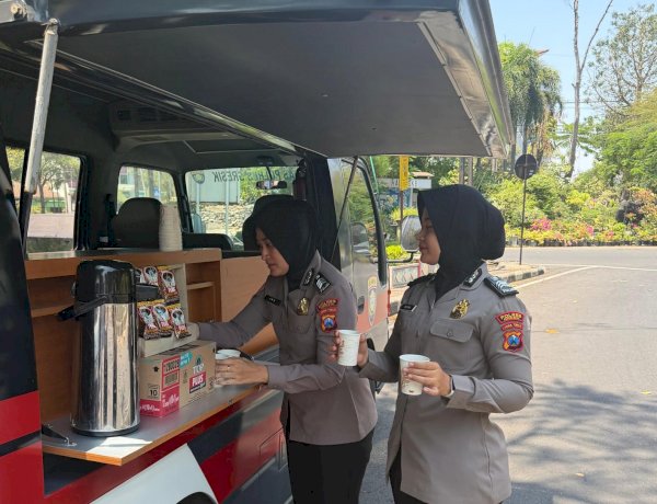 Polres Gresik Gencarkan Inovasi Kopi Keliling, Bangun Kedekatan dengan Warga Ajak Jaga Kamtibmas