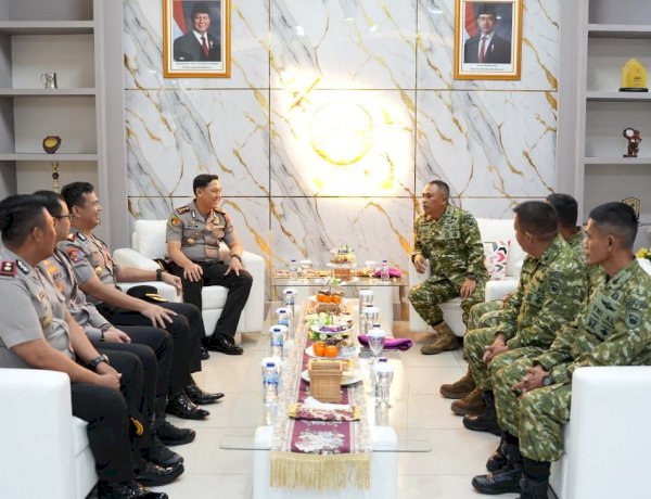 Sidoarjo Ajak Silaturahmi  Kapolresta Sidoarjo Kunjungan ke Brigif 2 Marinir