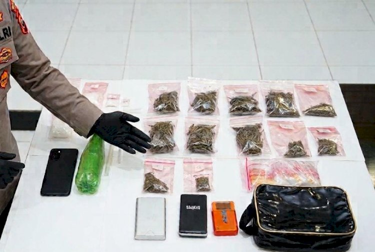 Polres Malang Amankan Tersangka Pengedar Narkoba di Kepanjen, Sita Sabu 96 Gram dan Ganja 131 Gram
