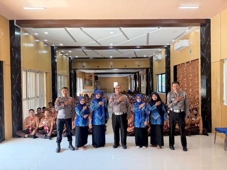 Polresta Sidoarjo Edukasi Siswa SMA Hang Tuah 5 Candi tentang Pemanfaatan AI